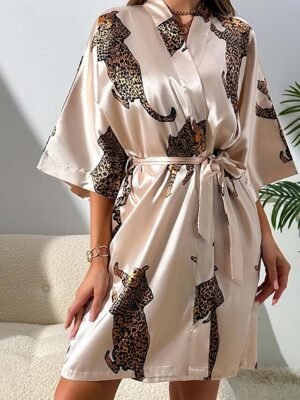 Luxury Loose Animal Round Neck Short Sleeve Pajama Set - Image 2