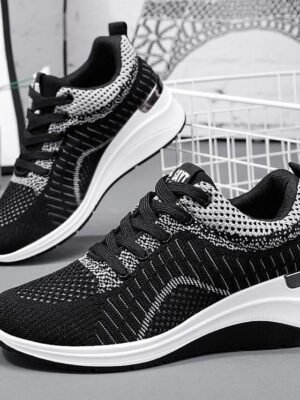 Sporty Casual Minimalist Hidden Heel Lace-up Sneakers - Image 3