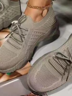 Sporty Pink Lightweight Lace-Up Breathable Knit Sneakers - Image 7
