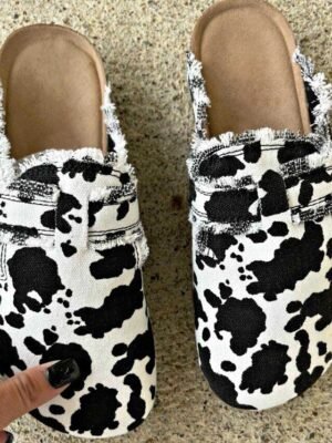 Stylish Casual Leopard Cow Print Round Toe Slip-On Clogs - Image 4