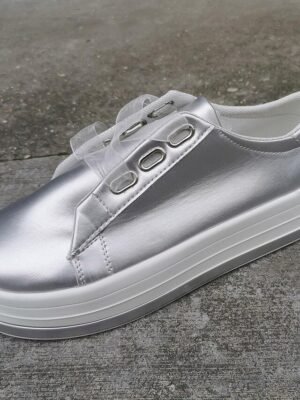 Stylish Metallic Platform Casual Low Top Sneakers - Image 4