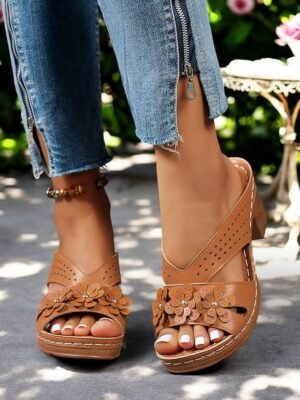 Summer Chunky Floral Open Toe Platform Sandals - Image 3