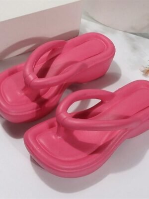 Trendy Chunky Sole Pink Platform Casual Sandals - Image 4
