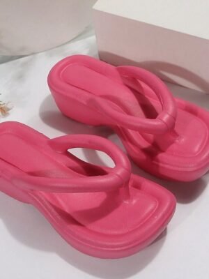 Trendy Chunky Sole Pink Platform Casual Sandals - Image 6