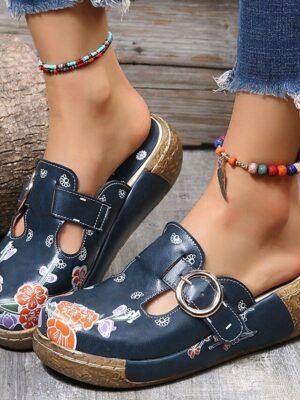 Women's Clogs & Mules
