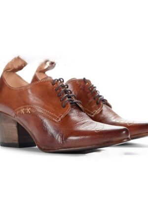 Vintage Mid Block Heel Lace-Up Faux Leather Oxford Heels - Image 3