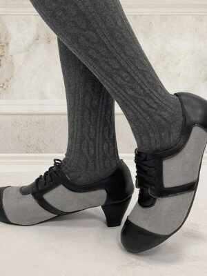Vintage Two-Tone Lace-Up Low Heel Oxford Shoes - Image 5